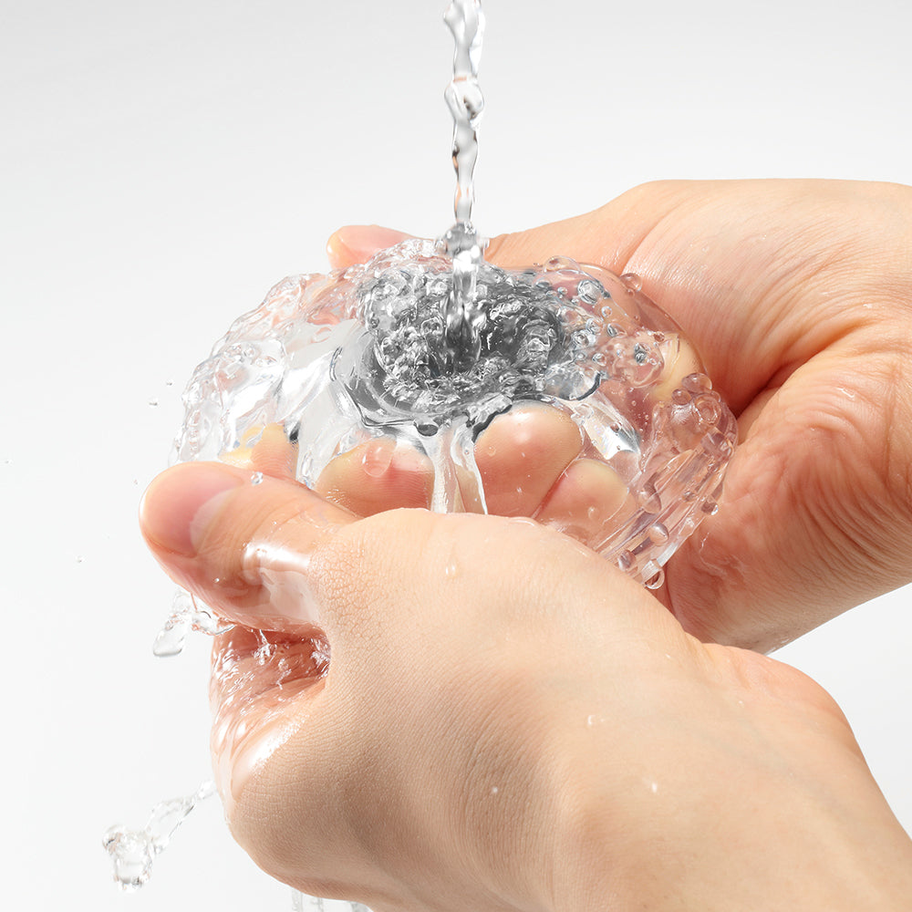 Tenga Aero Masturbator silver silicone washing demo