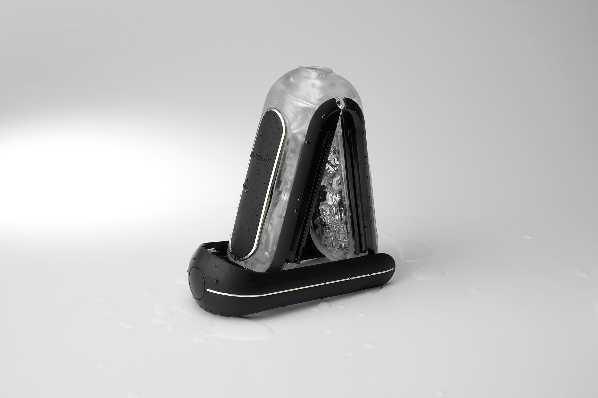 Tenga Flip Zero EV Masturbator black open